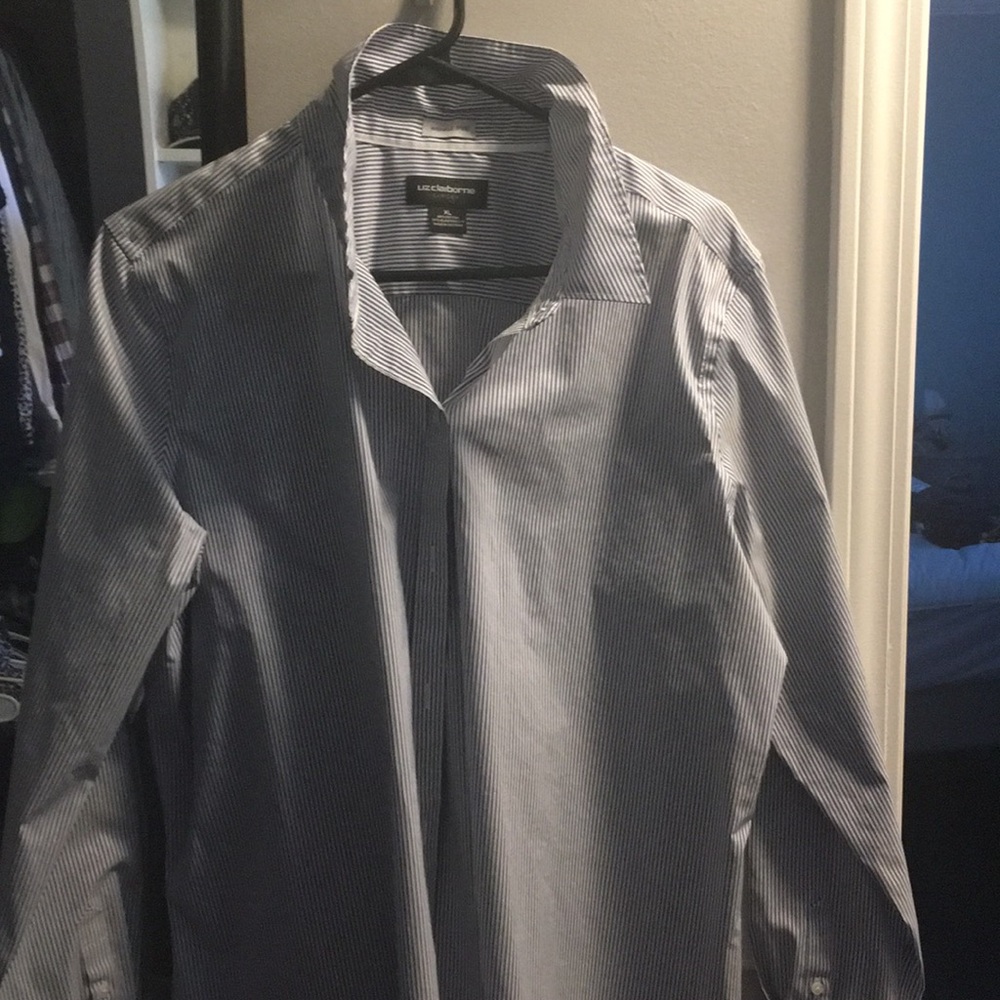 Wrinkle free liz Claiborne blue striped blouse